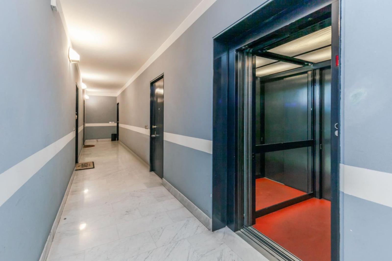 "Easy Peasy Apt" 200 Meters To Metro Milano Esterno foto